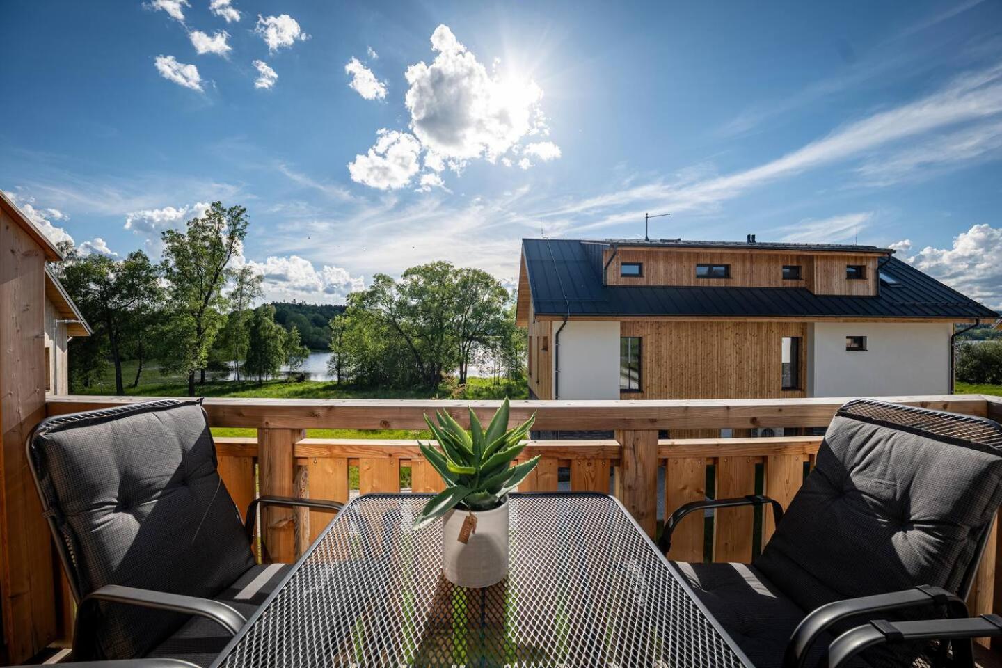 Apartmany - Male Lipno แชร์นาฟ โปชูมาวี ภายนอก รูปภาพ